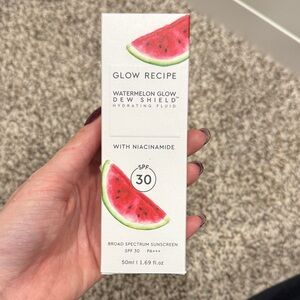 Glow Recipe Watermelon Glow Dew Shield SPF 30 with Niacinamide